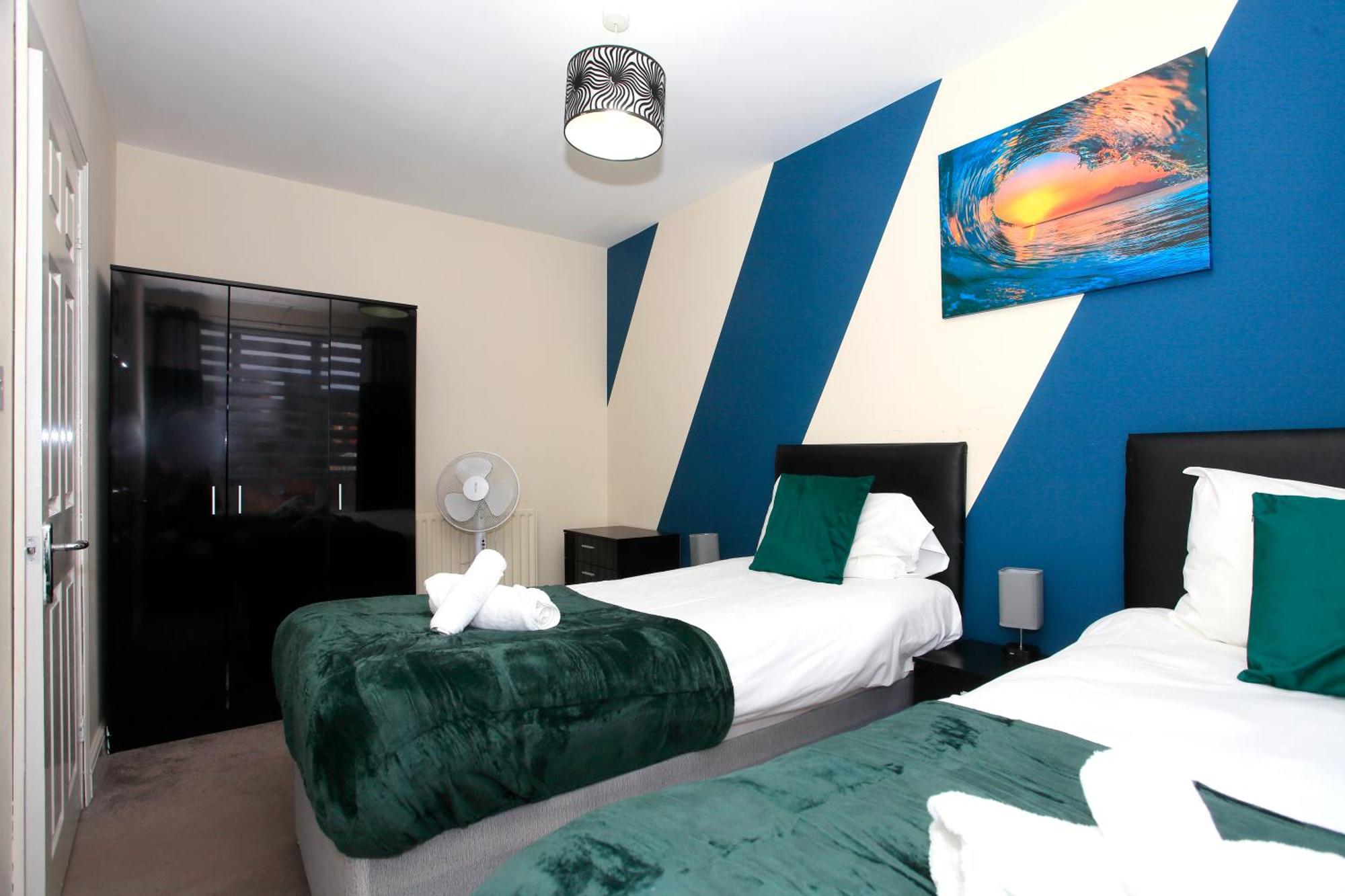 Luxury Hot Tub Entertainment Room Central Park Peterborough Buitenkant foto
