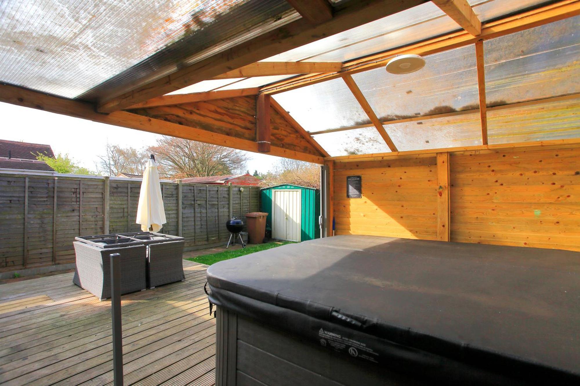 Luxury Hot Tub Entertainment Room Central Park Peterborough Buitenkant foto